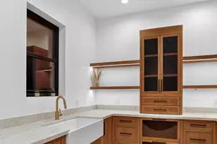 4434 E Mitchell Dr, Phoenix, AZ 85018 - Photo 16