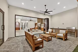 4434 E Mitchell Dr, Phoenix, AZ 85018 - Photo 30