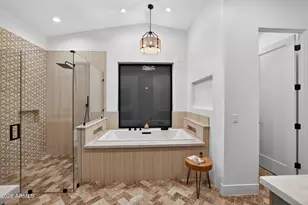 4434 E Mitchell Dr, Phoenix, AZ 85018 - Photo 22