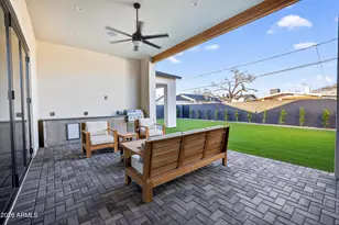 4434 E Mitchell Dr, Phoenix, AZ 85018 - Photo 32