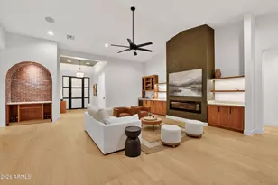 4434 E Mitchell Dr, Phoenix, AZ 85018 - Photo 6