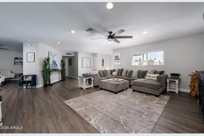 8714 E Mackenzie Drive, Scottsdale, AZ 85251 - Photo 14