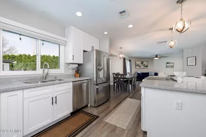 8714 E Mackenzie Drive, Scottsdale, AZ 85251 - Photo 2