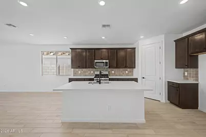 22334 W Irma Lane, Surprise, AZ 85387 - Photo 8