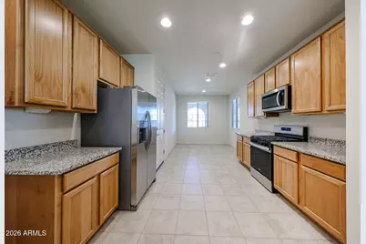 32088 N 136th Avenue, Peoria, AZ 85383 - Photo 2