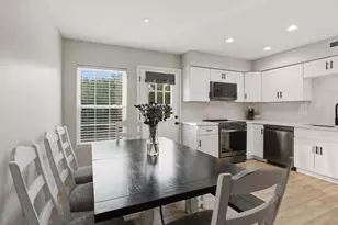 542 W Palm Ln, Phoenix, AZ 85003 - Photo 14