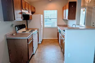 15440 W Mauna Loa Ln, Surprise, AZ 85379 - Photo 8