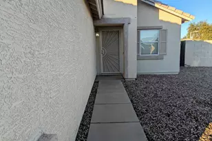 15440 W Mauna Loa Ln, Surprise, AZ 85379 - Photo 4