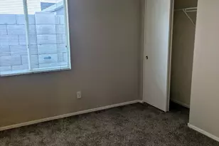 15440 W Mauna Loa Ln, Surprise, AZ 85379 - Photo 16