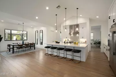 3226 E Glenrosa Avenue, Phoenix, AZ 85018 - Photo 6