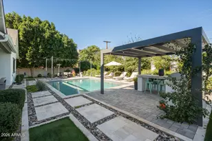 3226 E Glenrosa Ave, Phoenix, AZ 85018 - Photo 40