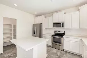 6231 W Laurie Ln, Glendale, AZ 85302 - Photo 6