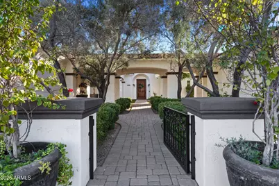 2923 E Fruitvale Avenue, Gilbert, AZ 85297 - Photo 2