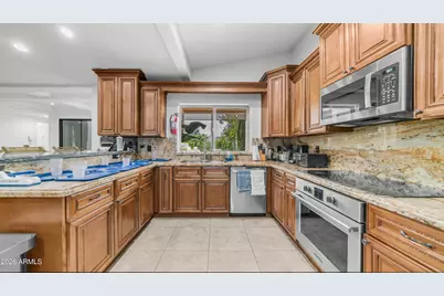 9900 E Luxury Assisted Living Boulevard, Scottsdale, AZ 85260 - Photo 22