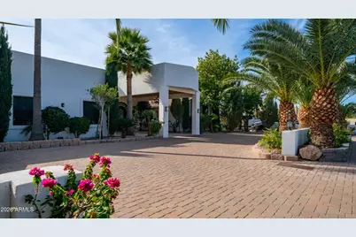 9900 E Luxury Assisted Living Boulevard, Scottsdale, AZ 85260 - Photo 1