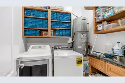 9900 E Luxury Assisted Living Boulevard, Scottsdale, AZ 85260 - Photo 54