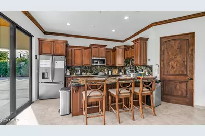 9900 E Luxury Assisted Living Boulevard, Scottsdale, AZ 85260 - Photo 24