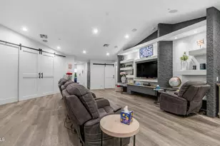 9900 E Luxury Assisted Living Blvd, Scottsdale, AZ 85260 - Photo 18