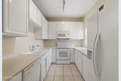 6535 E Superstition Springs Boulevard #221, Mesa, AZ 85206 - Photo 2