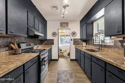 20 S Catalina Street, Gilbert, AZ 85233 - Photo 8