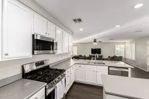 3254 E Washington Ave, Gilbert, AZ 85234 - Photo 14