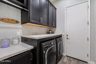 3506 E Daley Ln, Phoenix, AZ 85050 - Photo 32