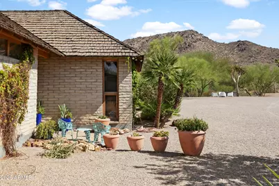 4108 E Fanfol Drive, Phoenix, AZ 85028 - Photo 2