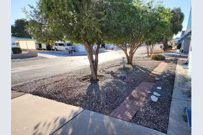 806 E Pennsylvania Avenue, Florence, AZ 85132 - Photo 2