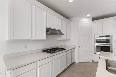 13411 W Rowel Road, Peoria, AZ 85383 - Photo 12