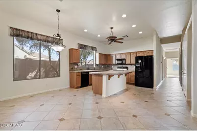 4662 W Fallen Leaf Lane, Glendale, AZ 85310 - Photo 30