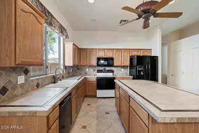 4662 W Fallen Leaf Lane, Glendale, AZ 85310 - Photo 34