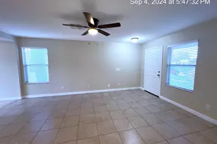 15750 W Watson Ln, Surprise, AZ 85379 - Photo 4