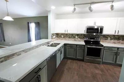 16755 W Desert Bloom Street, Goodyear, AZ 85338 - Photo 4