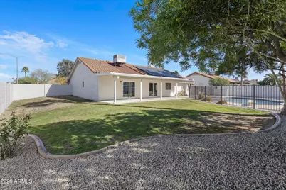 4301 E Betty Elyse Lane, Phoenix, AZ 85032 - Photo 4