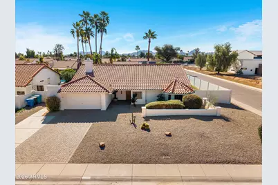 4301 E Betty Elyse Lane, Phoenix, AZ 85032 - Photo 1