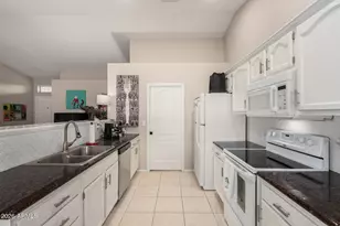 1298 E Brenda Dr, Casa Grande, AZ 85122 - Photo 10