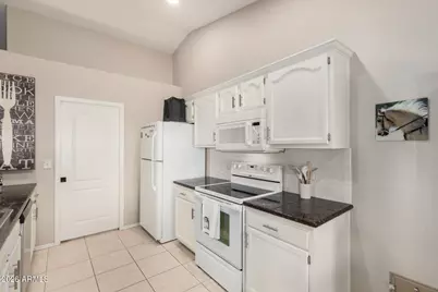 1298 E Brenda Drive, Casa Grande, AZ 85122 - Photo 12