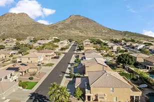 6419 W Honeysuckle Dr, Phoenix, AZ 85083 - Photo 2