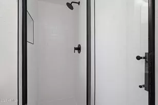 3171 W Orchid Ln, Phoenix, AZ 85051 - Photo 26