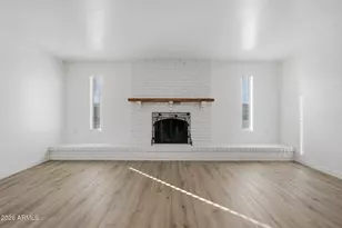 3171 W Orchid Ln, Phoenix, AZ 85051 - Photo 12