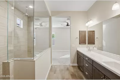 18125 N 65th Place, Phoenix, AZ 85054 - Photo 22