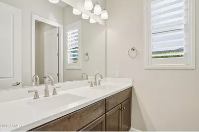 18125 N 65th Place, Phoenix, AZ 85054 - Photo 26