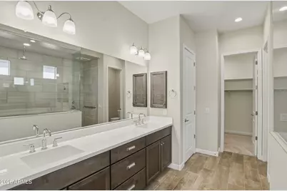 18125 N 65th Place, Phoenix, AZ 85054 - Photo 20