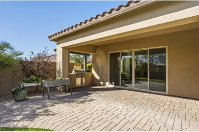 18125 N 65th Place, Phoenix, AZ 85054 - Photo 30