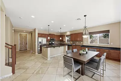 7039 W Katharine Way, Peoria, AZ 85383 - Photo 10