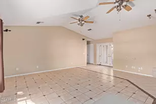 9960 W Devonshire Dr, Arizona City, AZ 85123 - Photo 14