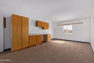 9960 W Devonshire Dr, Arizona City, AZ 85123 - Photo 38