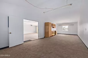 9960 W Devonshire Dr, Arizona City, AZ 85123 - Photo 4