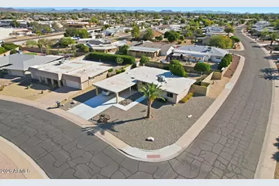 18401 N 108th Drive, Sun City, AZ 85373 - Photo 32