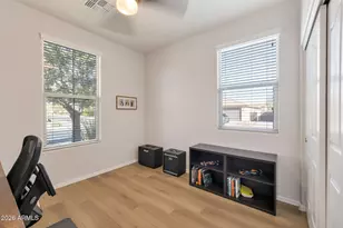 9937 W Andrea Dr, Peoria, AZ 85383 - Photo 4